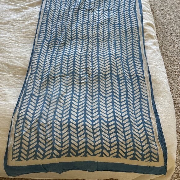 Block Shop Textiles Herringbone Scarf in Blue + White - Picture 2 of 3